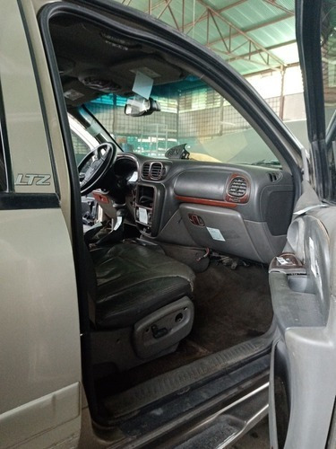 Gomas De Puerta Trailblazer 4x4 2002