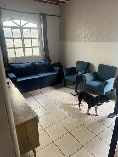 Lote Com Quatro Casas