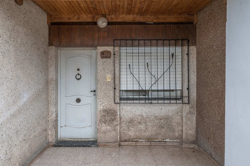 Imagen 2 de 23 de Casa Venta 2 Hab Cochera Cubierta Y Monoambiente