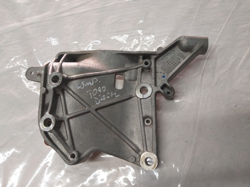 Suporte Compressor Do Ar Condicionado Toro 2.0 Diesel