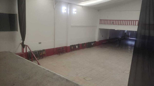 Venta Salón De Eventos Como Bodega O Plaza, Colonia Romero Rubio Cc