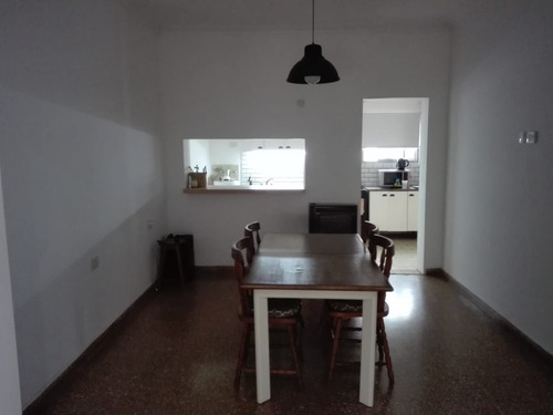 Imagen 3 de 14 de Venta Casa La Plata Sobre Avenida 44