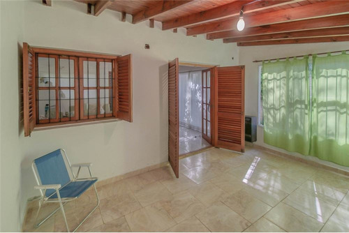 Imagen 11 de 30 de Casa 2 Dormitorios En Venta Entre Caminos Gonnet