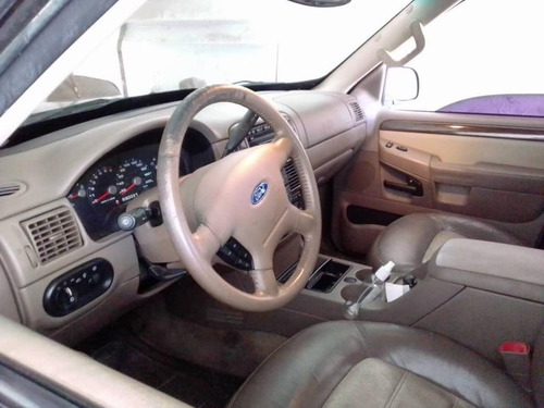 Imagen 8 de 9 de Ford Explorer Eddie Bauer 2005 La Remato Por Motivo De Viaje