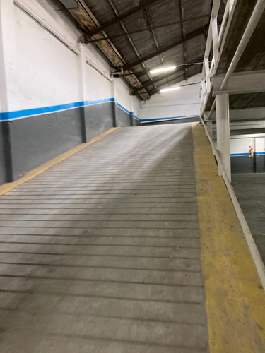 Imagen 7 de 10 de Deposito/ Garage- Alquila