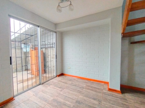 Venta Casa 3d/1b/1e, Colinas De Oro, Quilpue.