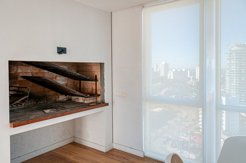 Imagen 27 de 29 de Espectacular Triplex En Playa Mansa, Moderno Con Amenties (ref: Lij-4787)