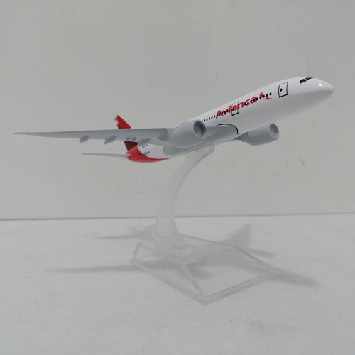 Avión Avianca White B787//escala 1:400//15cms De Largo //