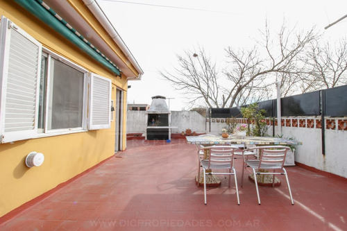 Imagen 29 de 30 de Ph 4 Ambientes Venta Con Terraza Balcon Y Parrilla En Olivos