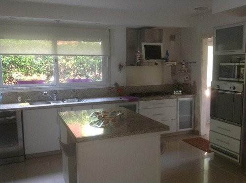 Imagen 11 de 18 de Casa En Alquiler/ Venta Campos De Alvarez