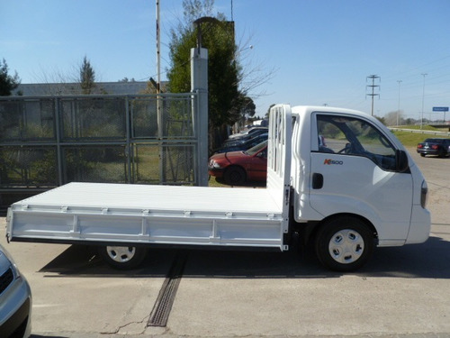 Kia K2500 Con Caja