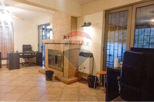 Casa En Ñuñoa!! Oportunidad Unica Uf 12500 !