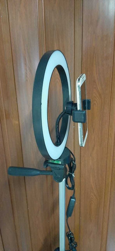 Imagen 4 de 4 de Anillo De Luz Led De 10 Pulgadas Y Tripode De 50 Pulgadas