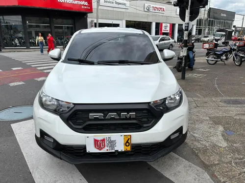 RAM 700 1.4 Big Horn Dc