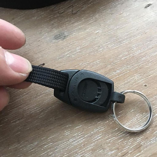 2 De Plástico Com Fivela De Chaveiro Gancho