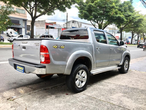 Toyota Hilux Srv 4x4