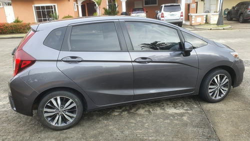 Imagen 4 de 10 de Honda Fit Xl
