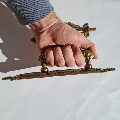 Imagen 5 de 10 de Manijon Y Manija Pomo En Bronce Macizo Picaporte Antiguo