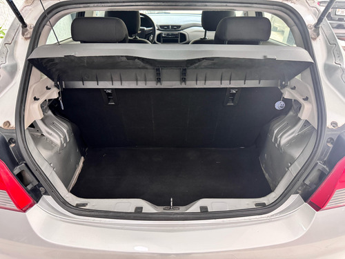 Chevrolet Onix 1.0 Joy 5p