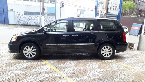 Imagem 3 de 11 de Chrysler Town & Country 2012 3.6 Limited 5p