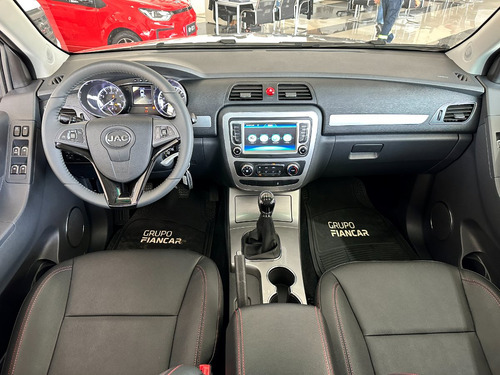 JAC T6 Luxury 2.0 VVT