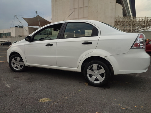 Imagen 4 de 15 de Chevrolet Aveo 2018 1.6 Ls Mt