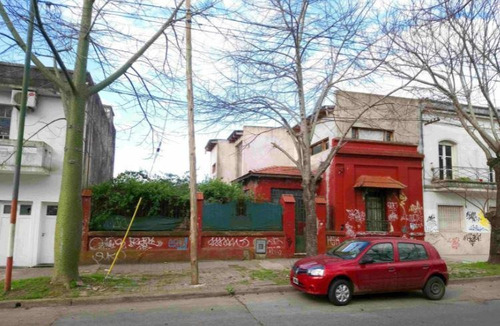 Imagen 3 de 23 de Casa Venta 3 Dormitorios 2 Baños Jardín 140 Mts 2 Cubiertos. - La Plata