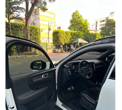 Volvo XC40 2.0 T5 Awd R-design