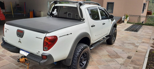 Imagem 13 de 15 de Mitsubishi Triton L200 Savana