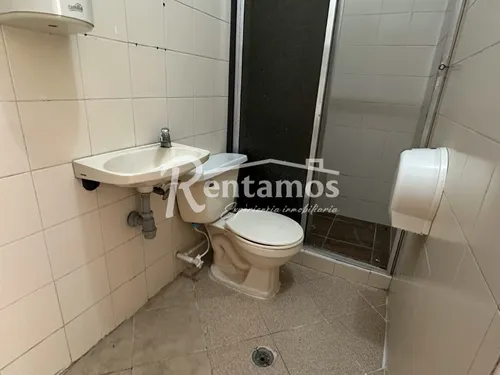 Local En Arriendo En El Chagualo. Cod A775882