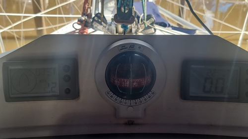 Velero Lef 25 Año 2005 Excelente Estado Y Equipado.