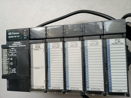 Ge Fanuc 90-30 (Usado)