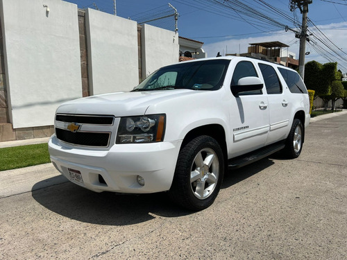 Chevrolet Suburban 5.3 Lt V8 . Piel 2da/ Banca At