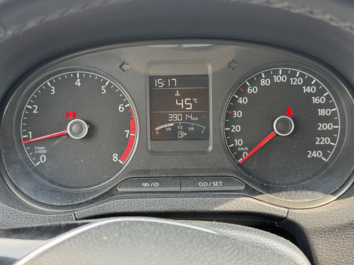 Volkswagen Polo 1.6 Comfortline Plus Mt