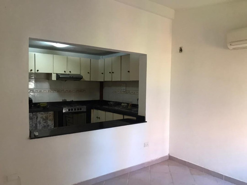 Imagen 7 de 13 de Town House En Venta