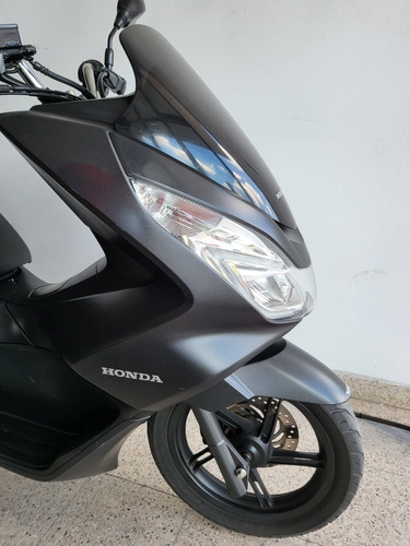 Imagen 4 de 18 de Pcx 150 Excelente 2017 Tuamoto