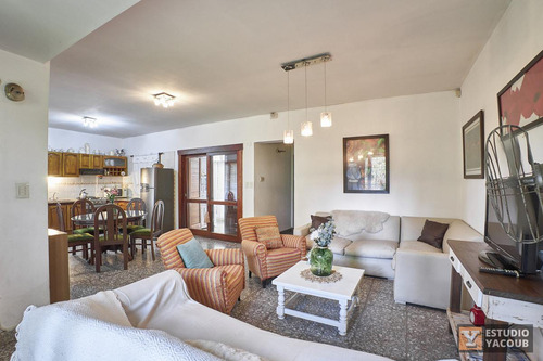 Casa Venta - 3 Dormitorios 2 Baños - Cocheras - Piscina - 180mts2 - City Bell, La Plata