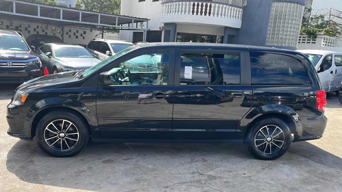 Imagen 10 de 15 de Dodge Grand Caravan Americana