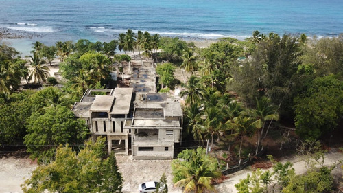 Vendo Mejora De Hotel En Playa Cumayasa En Un 35 Por Ciento . No Intermediarios, Solo Clientes Llamar