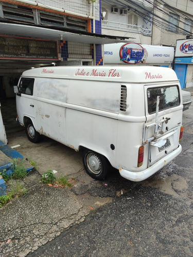 Volkswagen Kombi 1.4 Standard Total Flex 3p