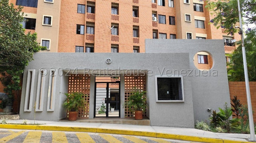 Apartamento En Venta Con Planta Electrica  Y Pozo Los Mangos Valencia Carabobo Lf24-24837