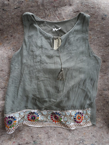 Blusa Italiana. Talla M.