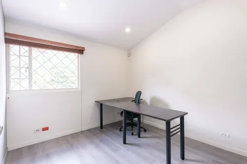 Oficina En Arriendo En Santa Ana Occidental. Cod A22031