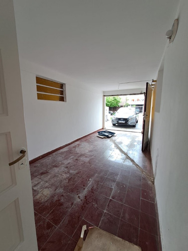 Chalet En Ph De 4 Ambientes Parque Luro