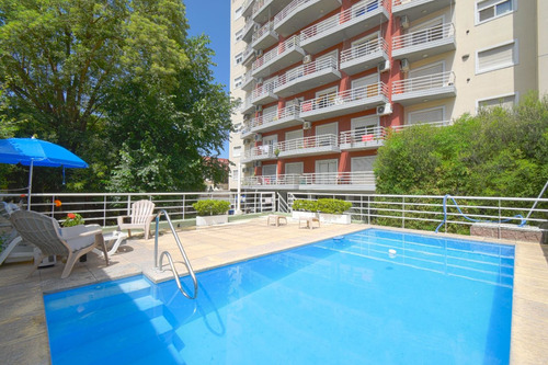 Monoambiente De Categoria Con Piscina En Moron