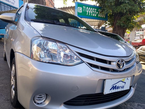 Imagem 3 de 8 de Etios 1.5 Xs 16v Flex 4p Manual