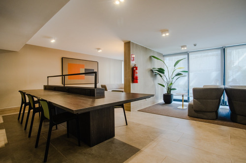 Se Arrienda Dpts En Tocornal 661 Santiago Estudio, 1 Y 2 Dor