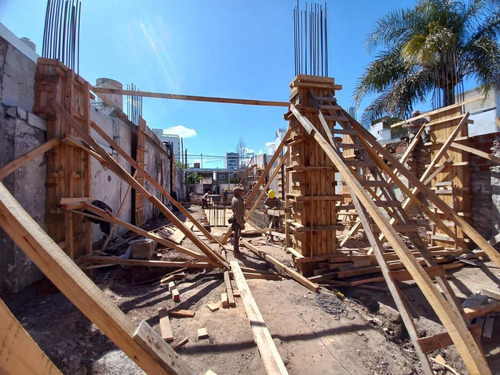 Imagen 14 de 17 de Edificio - Zona Sur