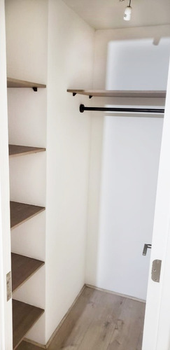 Departamento En Venta De 1 Dorm. En Santiago