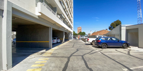 Arriendo De Departamento Amoblado En Ed Jose De Manso, En La